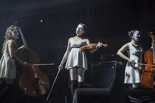 Album Review: “Make Up” by Dakh Daughters