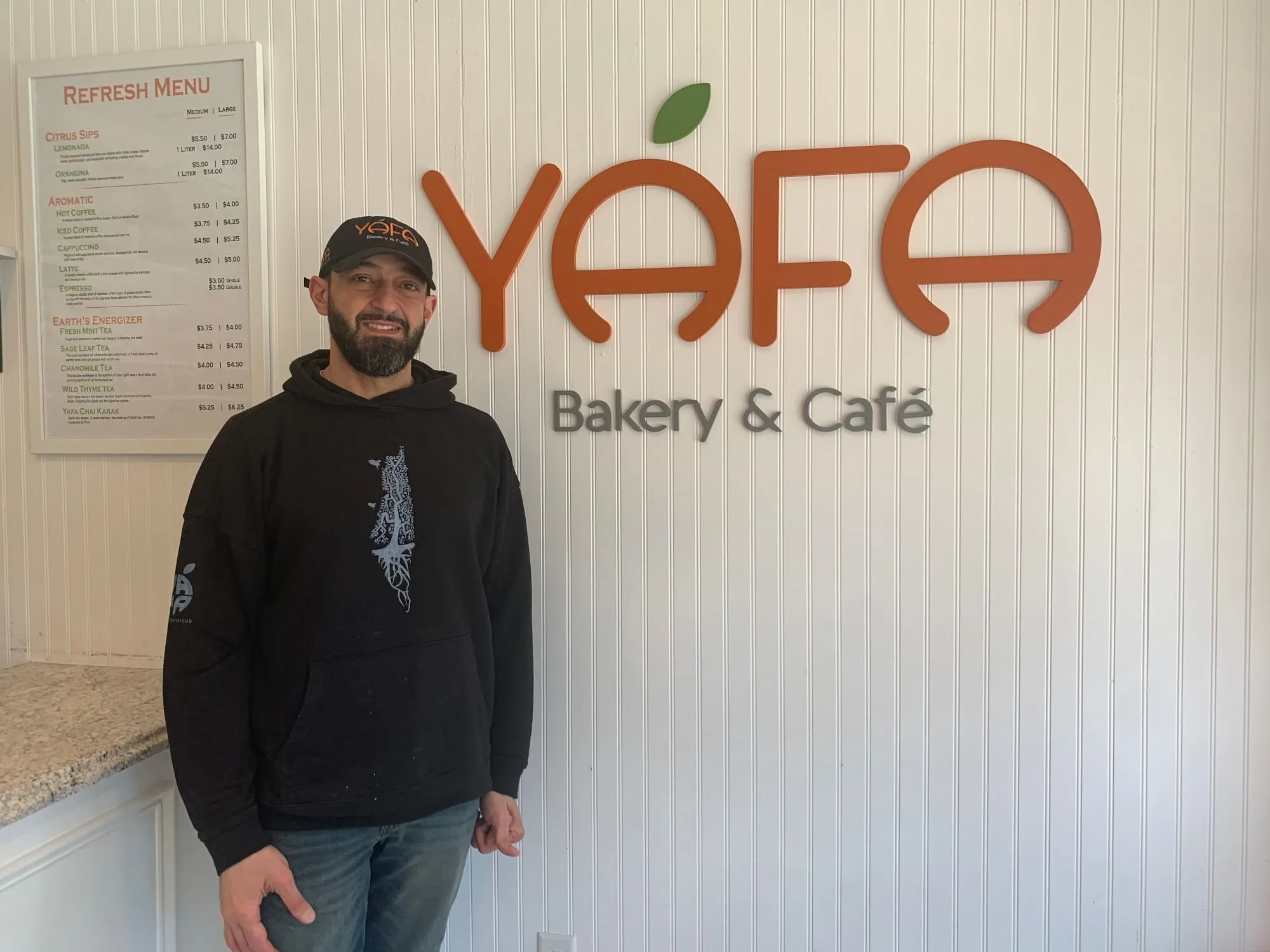 Bakery Bees: A Treat for the Eyes (and Sweet Tooth!) at Yafa Bakery & Cafe